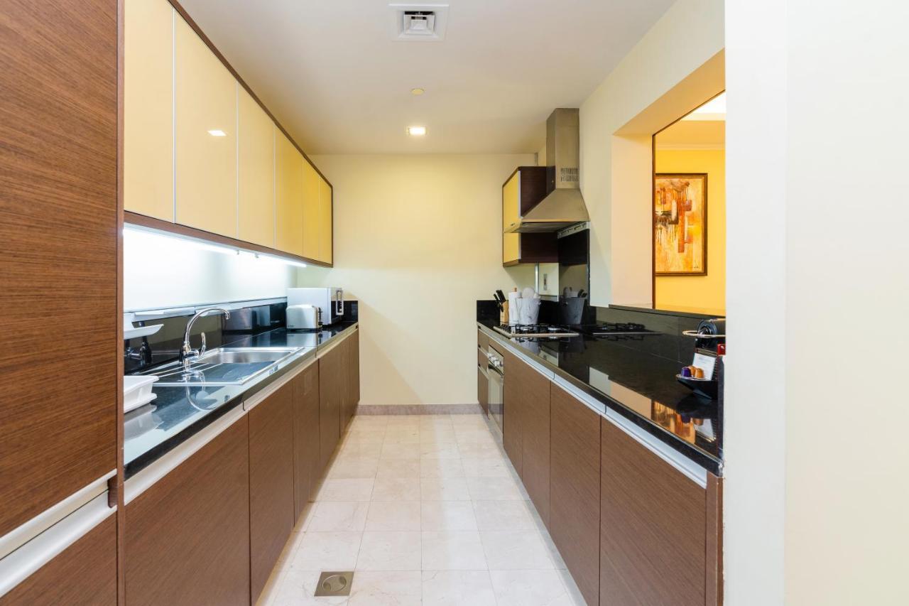 Royal Club By Rvhr, Grandeur Residence Crescent Palm Jumeirah ดูไบ ภายนอก รูปภาพ