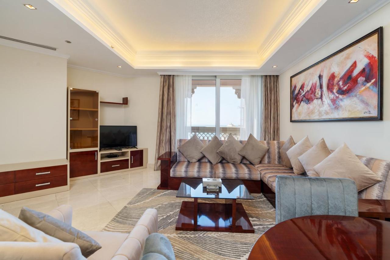 Royal Club By Rvhr, Grandeur Residence Crescent Palm Jumeirah ดูไบ ภายนอก รูปภาพ