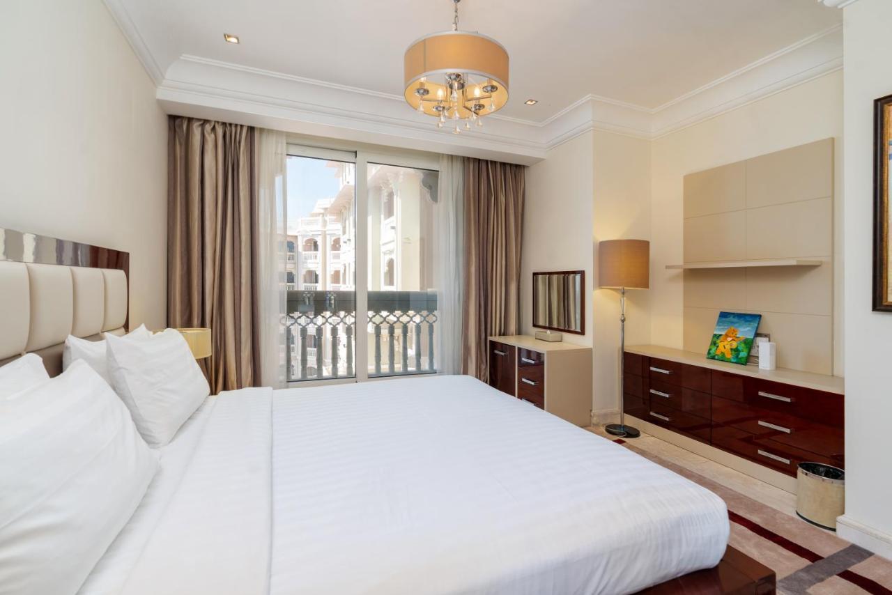 Royal Club By Rvhr, Grandeur Residence Crescent Palm Jumeirah ดูไบ ภายนอก รูปภาพ