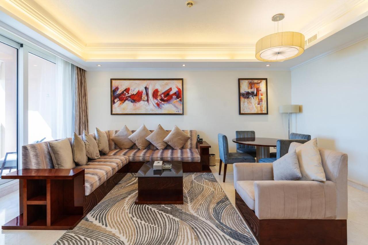 Royal Club By Rvhr, Grandeur Residence Crescent Palm Jumeirah ดูไบ ภายนอก รูปภาพ