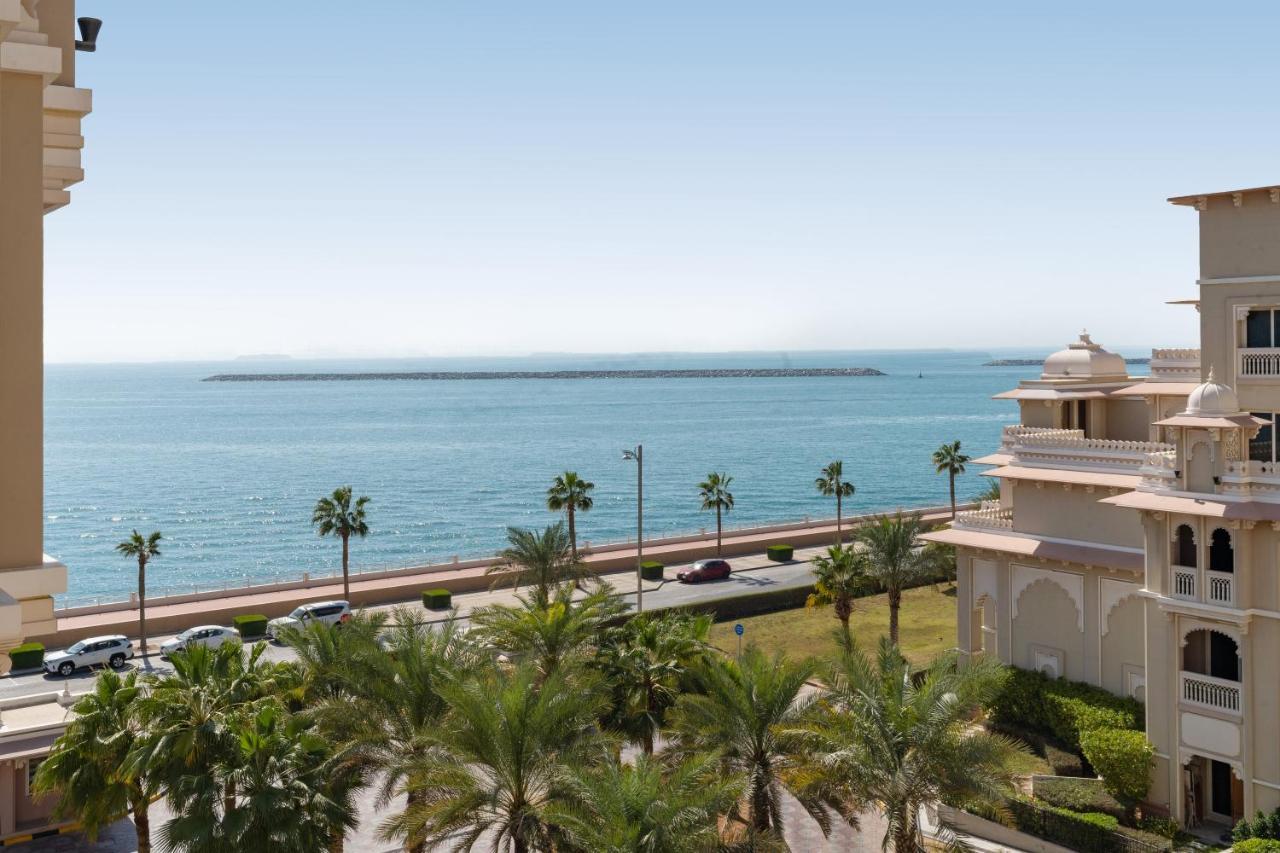 Royal Club By Rvhr, Grandeur Residence Crescent Palm Jumeirah ดูไบ ภายนอก รูปภาพ
